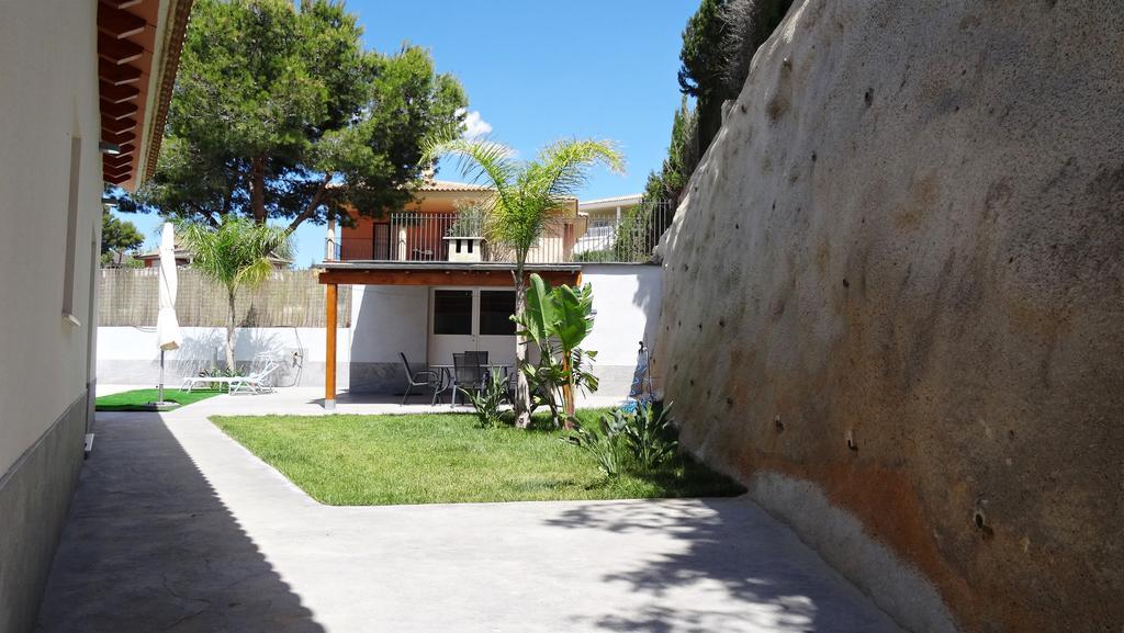 Las Casitas De Noah Monserrat Exterior photo